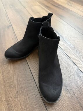 SO Black Suede Booties